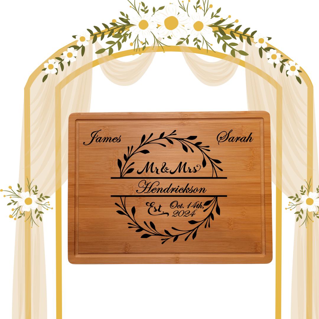 Personalized Charcuterie Board. Custom Engagement, Wedding, Anniversary or Housewarming Gift. Perfect Gift for her or Couples.