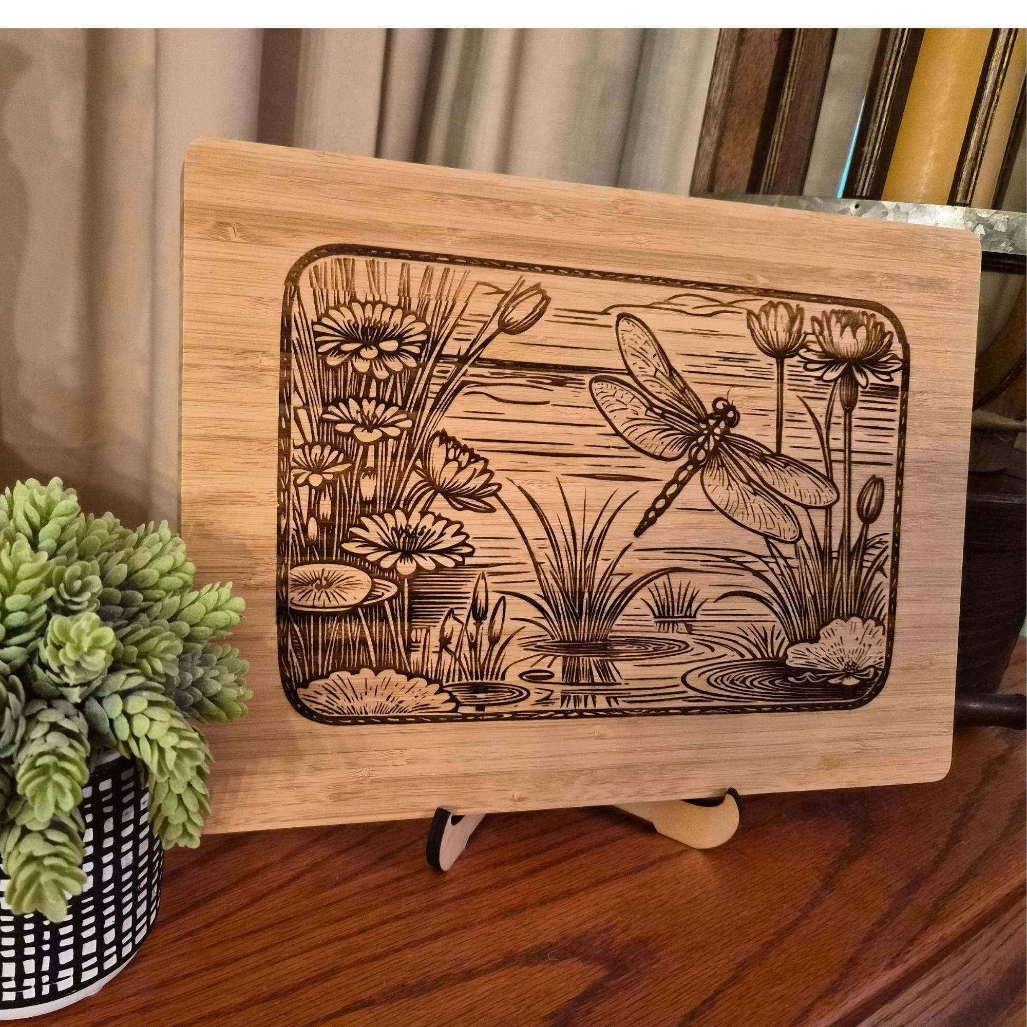 Personalized Dragonfly Cutting Board: Engraved Bamboo Kitchen Decor