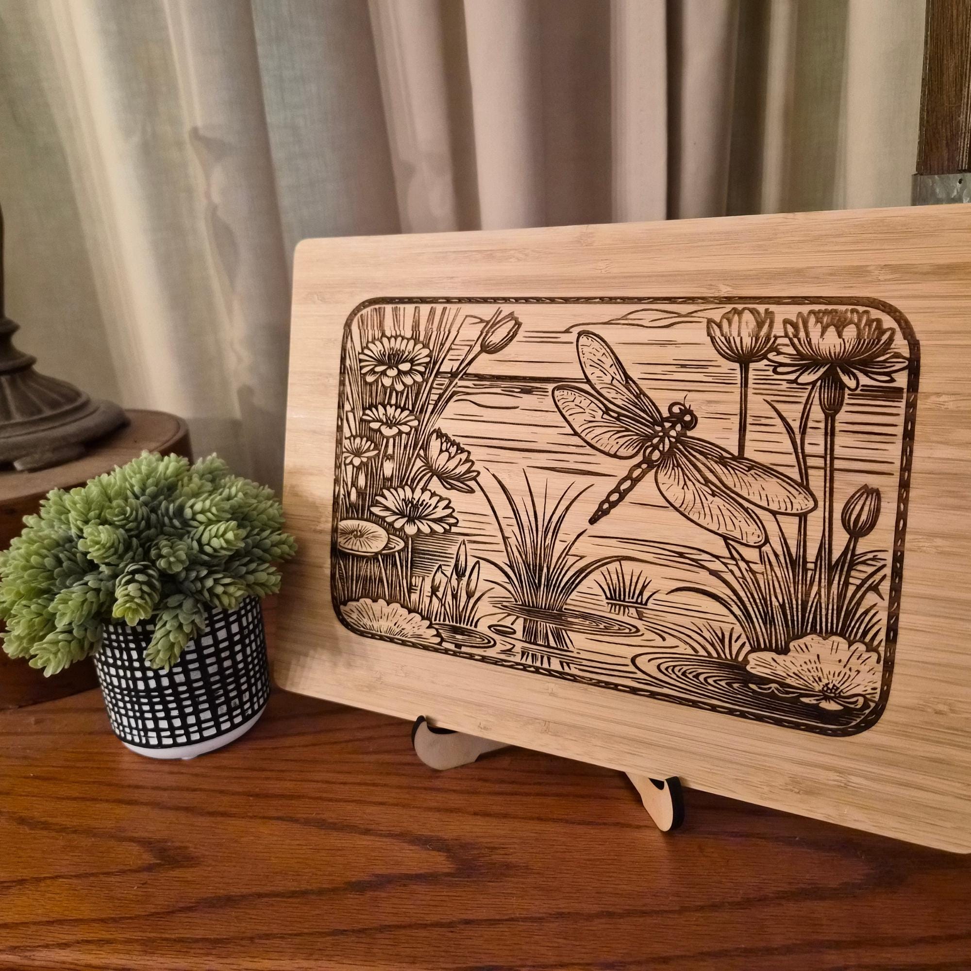 Personalized Dragonfly Cutting Board: Engraved Bamboo Kitchen Decor