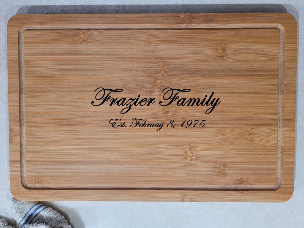 Personalized Wildlife Scene Bamboo Cutting Board: 3D Engraved Hunter Gift
