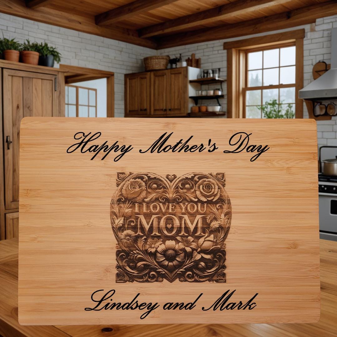 Personalized Bamboo Cutting Board: 3D Engraved Gift for Mom